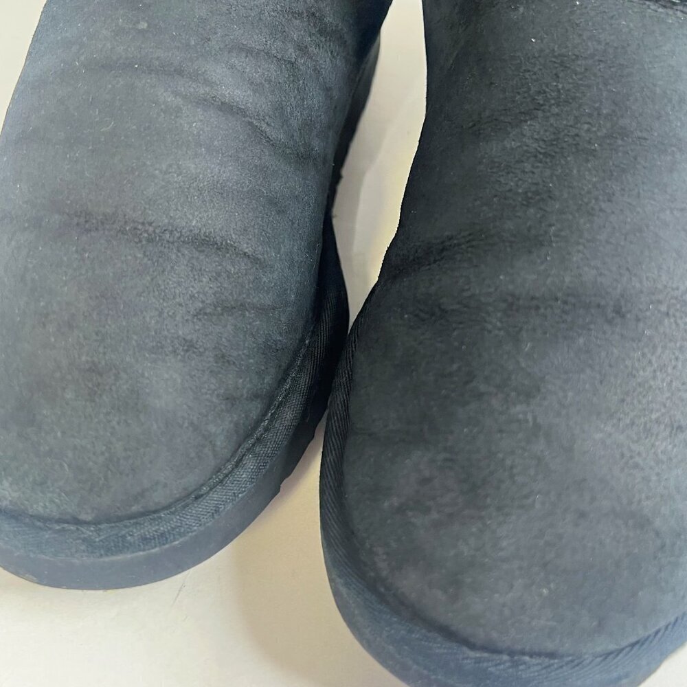 UGG Australia Women's Bailey Button II Black Sheepskin Boot Bootie Size 7 - Picture 10 of 13